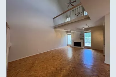 7655 S Braeswood Boulevard #8, Houston, TX 77071 - Photo 5