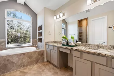 1752 Trinity Bend Drive, Houston, TX 77080 - Photo 25