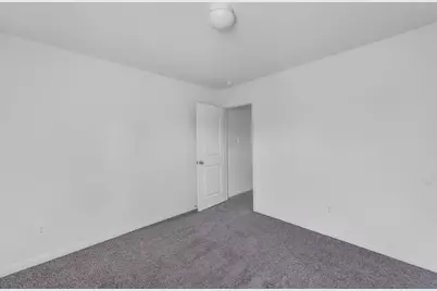 12998 Sorrento Bay Drive, Willis, TX 77318 - Photo 7