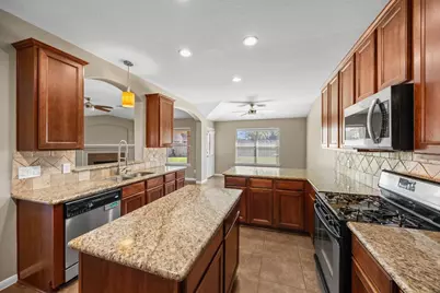 12626 Bethany Bay Drive, Pearland, TX 77584 - Photo 9