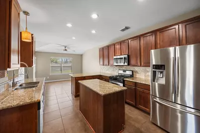 12626 Bethany Bay Drive, Pearland, TX 77584 - Photo 11