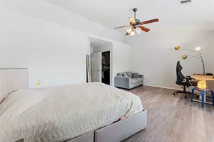 13600 Breton Ridge 1A, Houston, TX 77070 - Photo 11