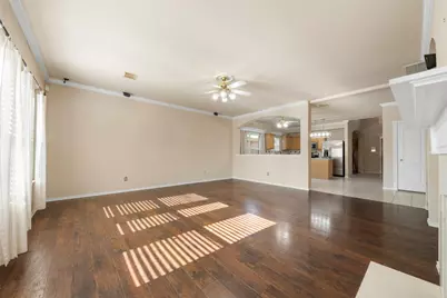 1839 Manor Drive, Baytown, TX 77521 - Photo 7