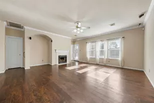 1839 Manor Dr, Baytown, TX 77521 - Photo 3