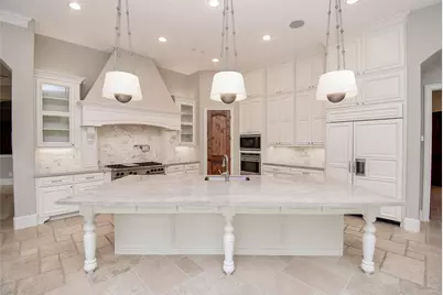 11910 Heritage Lane, Houston, TX 77024 - Photo 5