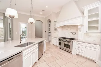 11910 Heritage Lane, Houston, TX 77024 - Photo 17