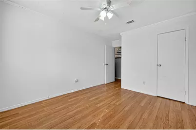 229 Austin Street, Angleton, TX 77515 - Photo 19