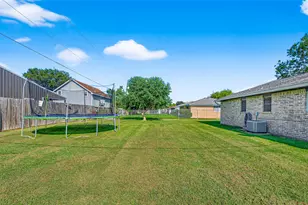 229 Austin St, Angleton, TX 77515 - Photo 33