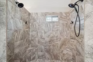 1211 Woodchase Dr, Pearland, TX 77581 - Photo 17