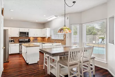 1211 Woodchase Drive, Pearland, TX 77581 - Photo 7