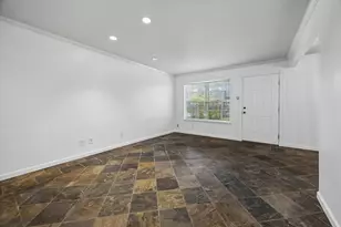3131 Southwest Fwy, Houston, TX 77098 - Photo 5