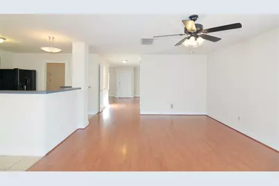 10110 Farrell Drive, Houston, TX 77070 - Photo 9