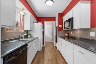 15211 Woodhorn Dr, Houston, TX 77062 - Photo 7