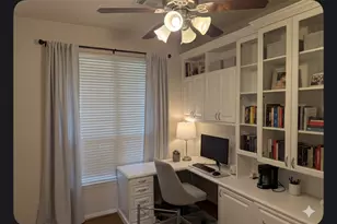 2714 White Falls Dr, Pearland, TX 77584 - Photo 5