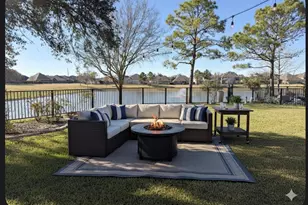 2714 White Falls Dr, Pearland, TX 77584 - Photo 13