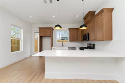 7817 Sandy Street #A-B, Houston, TX 77028 - Photo 9