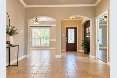 646 Spring Forest Drive, Conroe, TX 77302 - Photo 3