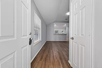 14089 Broken Arrow Drive, Willis, TX 77378 - Photo 5