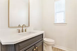 979 W 43rd St, Houston, TX 77018 - Photo 11