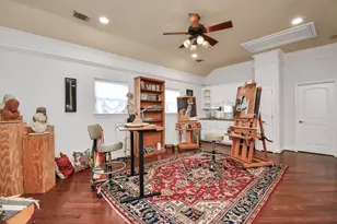 4046 Woodfox St, Houston, TX 77025 - Photo 31