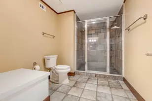 516 S Post Oak Ln, Houston, TX 77056 - Photo 15