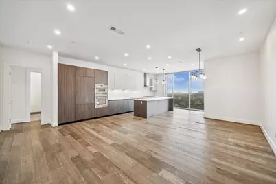 1711 Allen Parkway #1803, Houston, TX 77019 - Photo 1