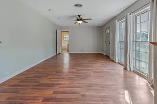 1113 Felder St, Navasota, TX 77868 - Photo 5