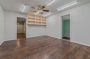1113 Felder St, Navasota, TX 77868 - Photo 9