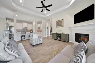 128 Yellow Perch Wy, Conroe, TX 77318 - Photo 5