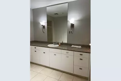 1401 Calumet #300, Houston, TX 77004 - Photo 19