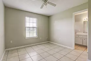 330 6th St, Hempstead, TX 77445 - Photo 7