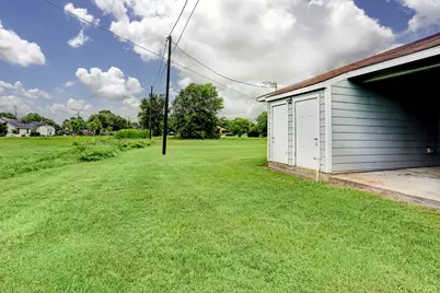 330 6th Street, Hempstead, TX 77445 - Photo 13