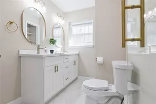 4717 Pickfair St, Houston, TX 77026 - Photo 11