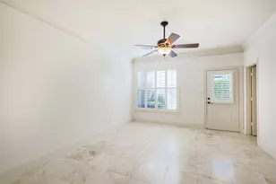 407 W Bell St, Houston, TX 77019 - Photo 11