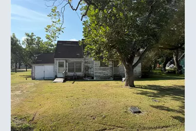 303 5th Street, Louise, TX 77455 - Photo 3