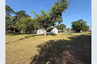 303 5th Street, Louise, TX 77455 - Photo 25