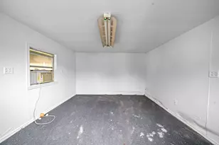 11823 S Willow Cir, Houston, TX 77071 - Photo 31