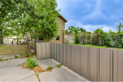 9317 Homestead Road, Houston, TX 77016 - Photo 17