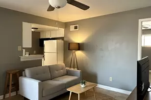 516 Holiday Dr, Galveston, TX 77550 - Photo 1