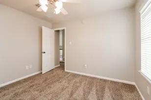 14419 Stonebury Trail Ln, Houston, TX 77044 - Photo 9