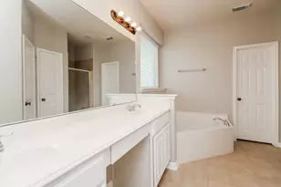 14419 Stonebury Trail Ln, Houston, TX 77044 - Photo 13