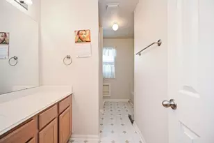 5123 Redemption Cir, Houston, TX 77018 - Photo 11