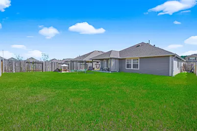 22121 Oakland Meadows Lane, New Caney, TX 77357 - Photo 15