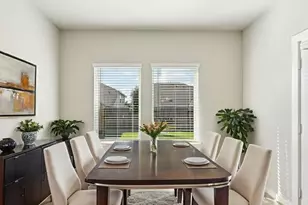 2527 Gray Gale Ct, Baytown, TX 77523 - Photo 3