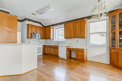 7903 S Wellington Court, Houston, TX 77055 - Photo 5