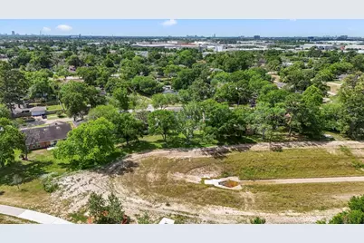 5918 Par Four Drive, Houston, TX 77088 - Photo 45