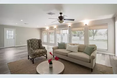 5918 Par Four Drive, Houston, TX 77088 - Photo 15