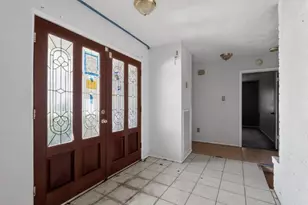 11831 Bee Ln, Houston, TX 77067 - Photo 5