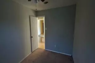 11831 Bee Ln, Houston, TX 77067 - Photo 9