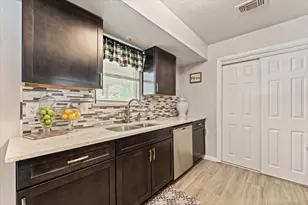 12118 Quail Hollow Ln, Pinehurst, TX 77362 - Photo 27